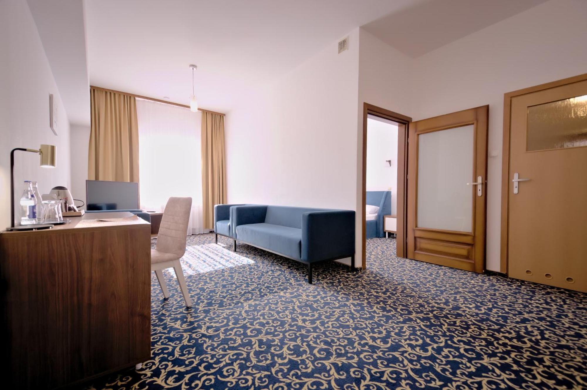 Hotel Sezam Machowa ภายนอก รูปภาพ