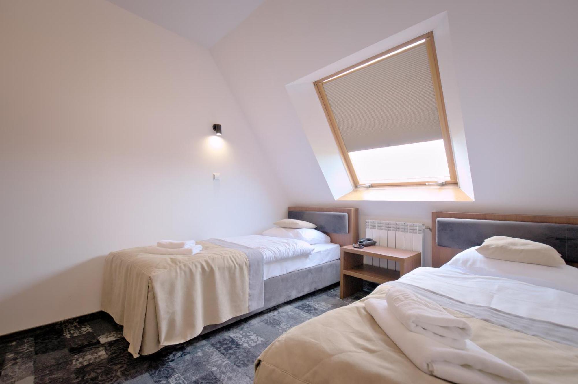 Hotel Sezam Machowa ภายนอก รูปภาพ