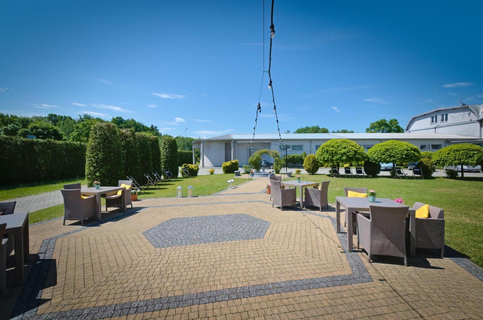 Hotel Sezam Machowa ภายนอก รูปภาพ