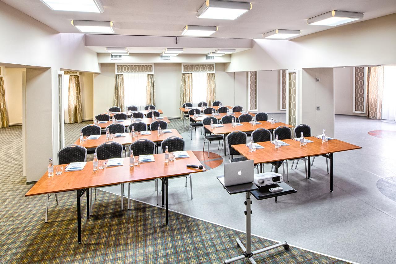 Hotel Sezam Machowa ภายนอก รูปภาพ
