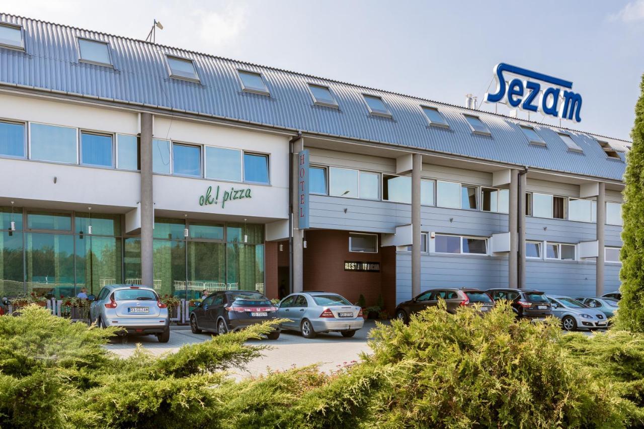 Hotel Sezam Machowa ภายนอก รูปภาพ