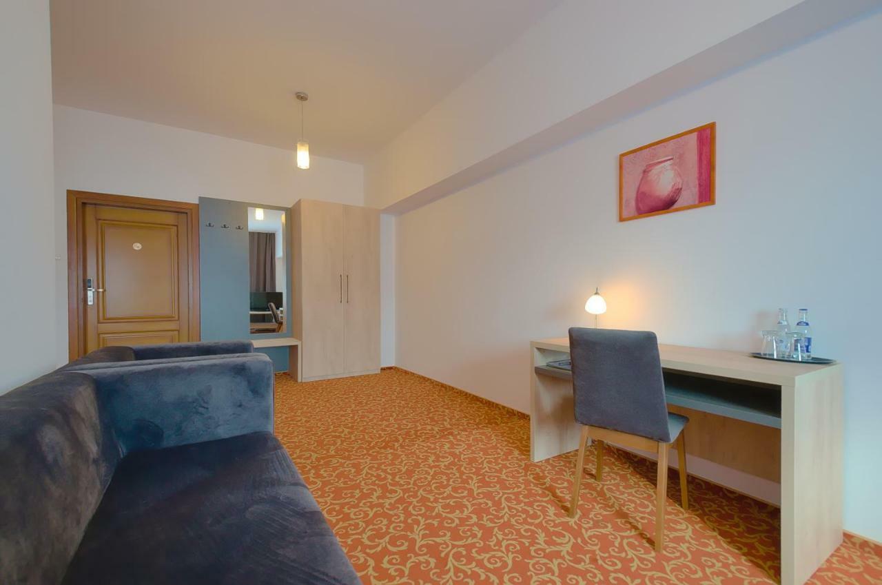 Hotel Sezam Machowa ภายนอก รูปภาพ